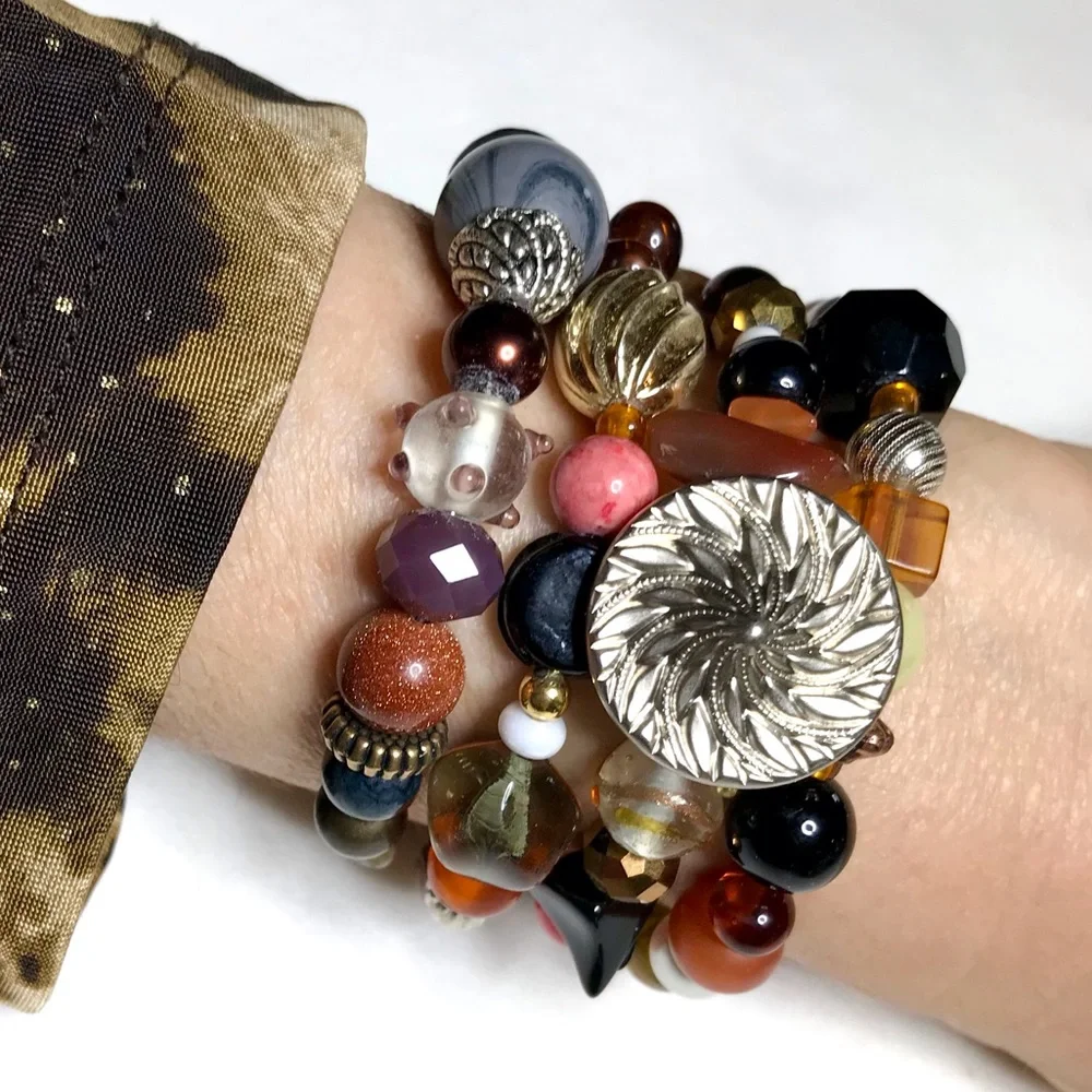 Handmade Bracelet with Vintage and Modern Elements (NB12-6H) - Picture 8 of 9